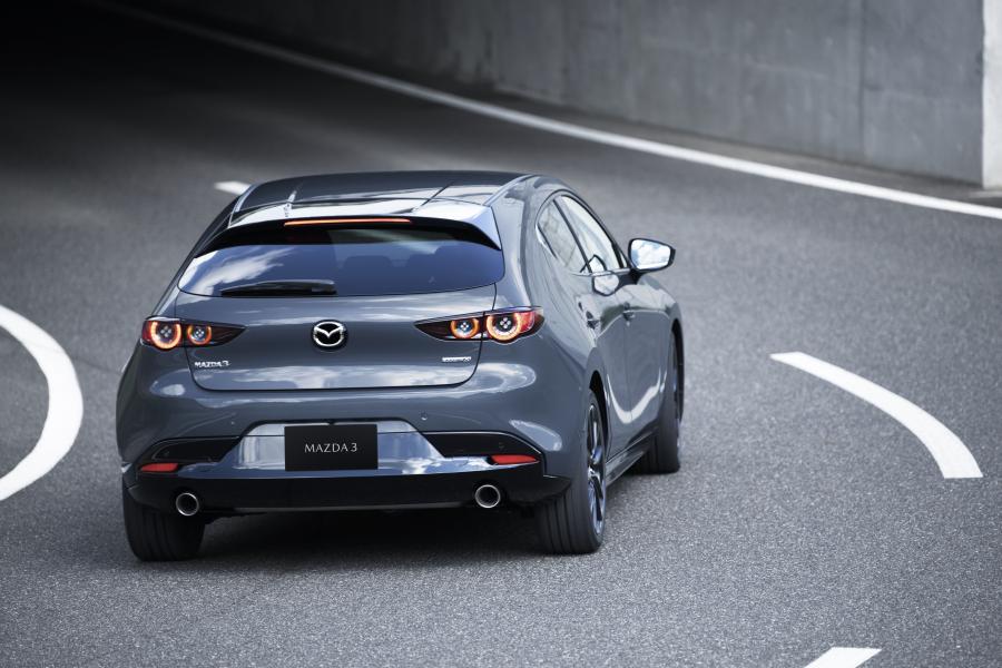  Mazda3 Hatchback 2019 года  (NA) (фото 13 из 61)